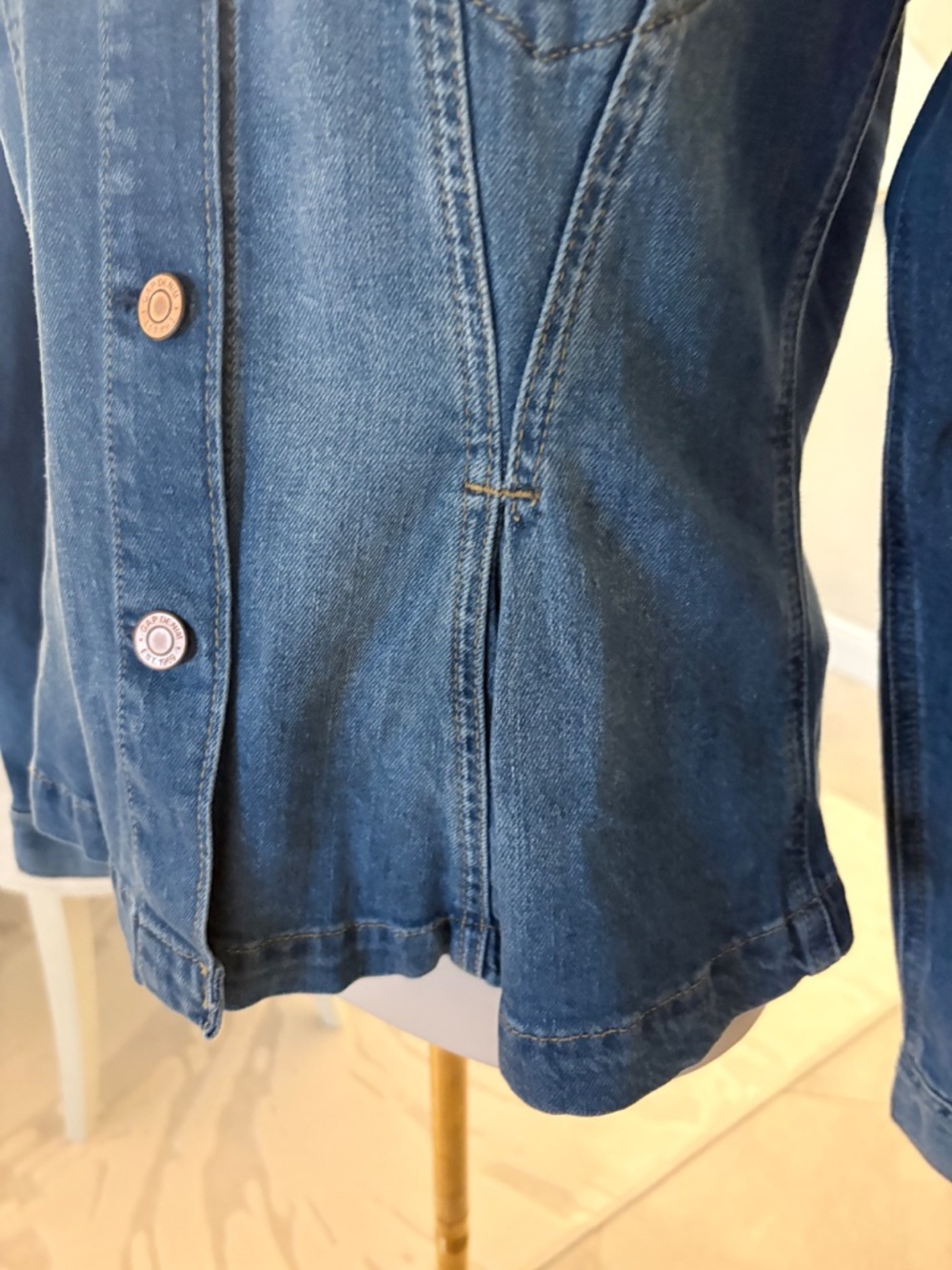NWT Gap Cinched Denim Jacket Medium Indigo - Picture 4 of 6